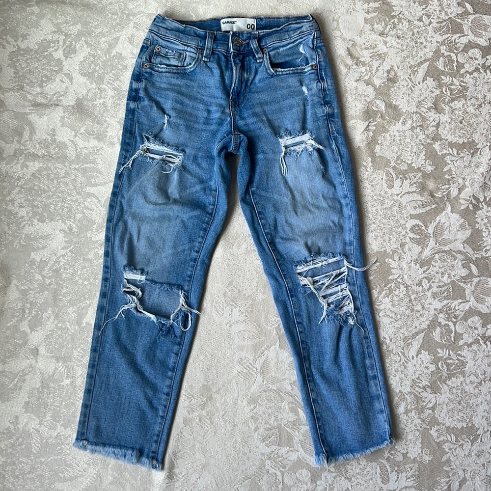 Garage Distressed Cropped Jeans